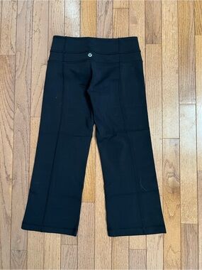 Lululemon Women’s Black Cropped Athletic Pants